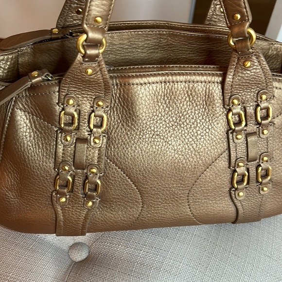 Cole Haan metallic bronze leather handbag with double zip compartments - Picture 4 of 12